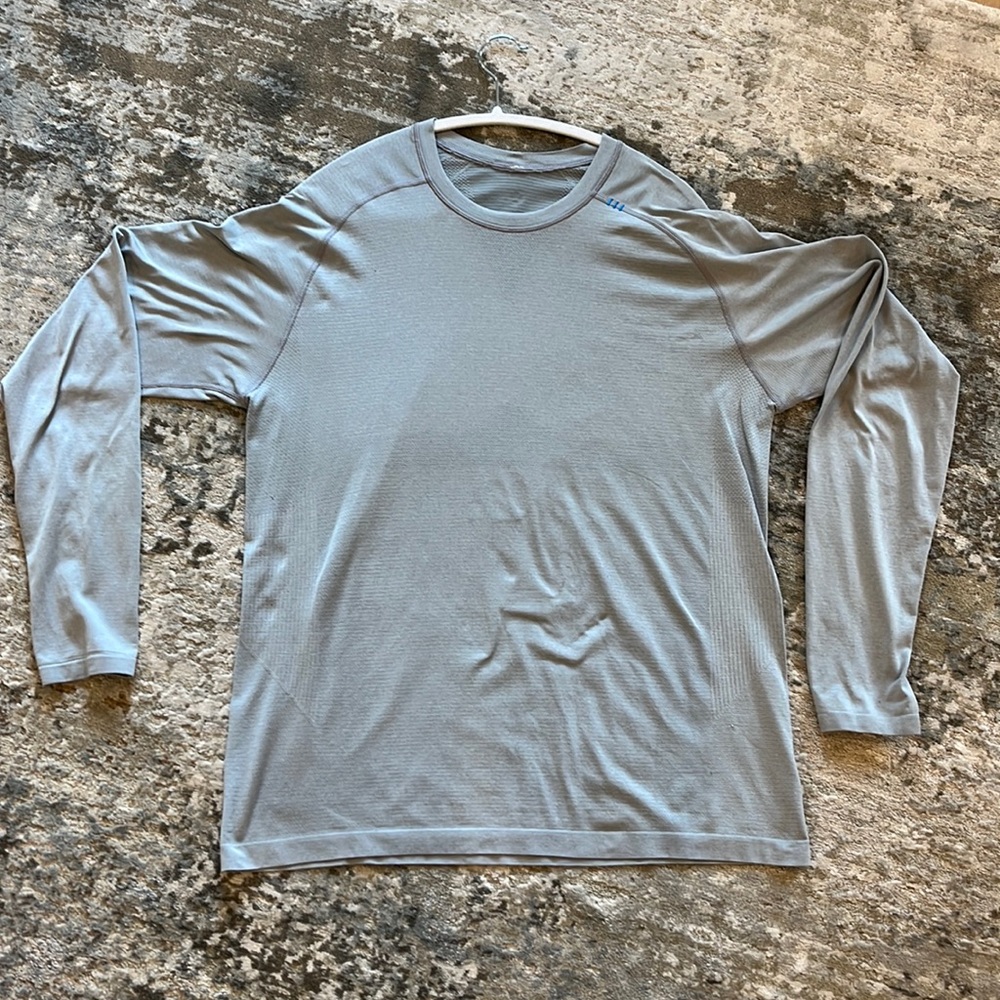 Mens Lululemon long sleeve